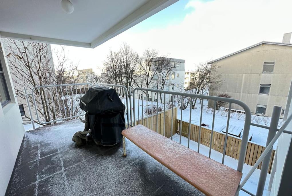 Spacious And Family Friendly Apartment In Reykjavík Exterior photo